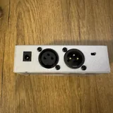 Behringer MicroPower PS400, блок фантомного питания 2