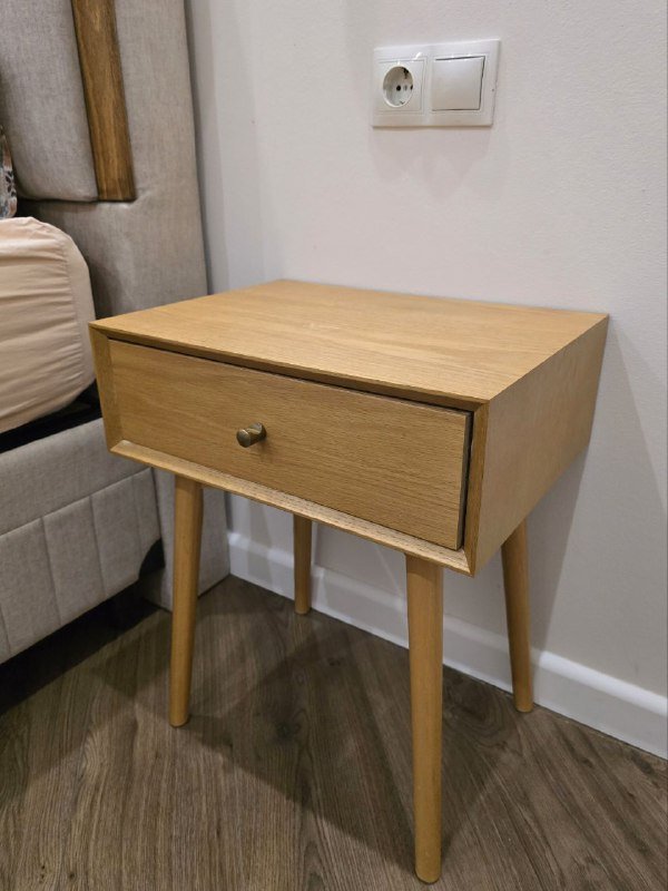 Люстра новая с 3 цветами света, тумбочки Jysk 2 шт 2