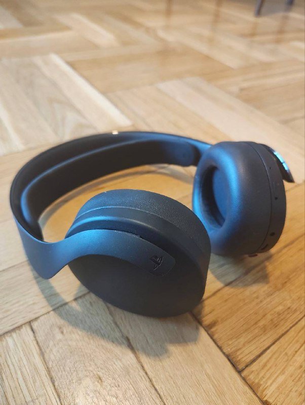 PlayStation 5 и наушники PS5 Pulse 3D