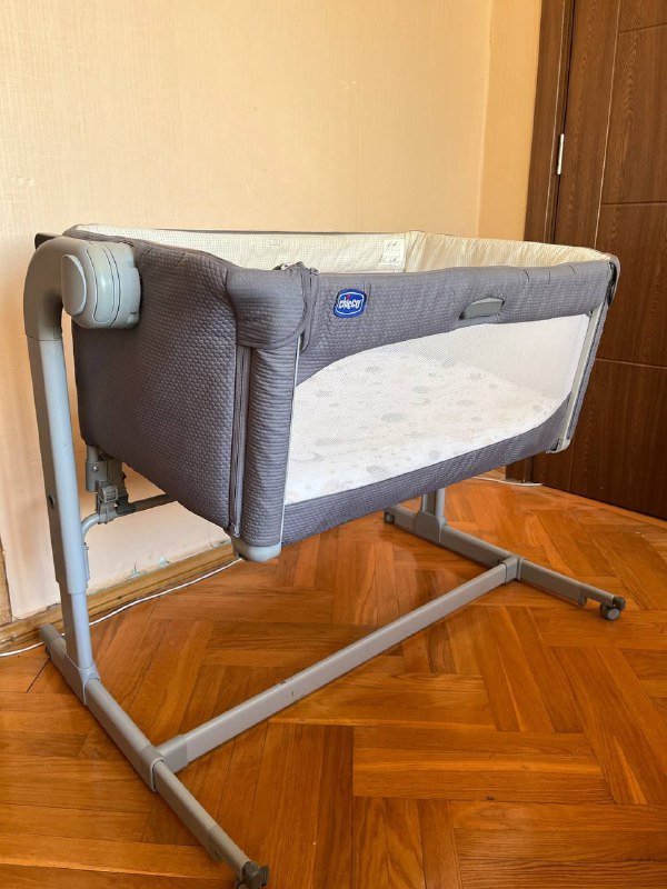 Кроватка Chicco с матрасом для детей до 6 месяцев 1