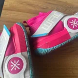 Li-Ning Way of Wade ALL CITY 7, Adidas Yeezy 350 6