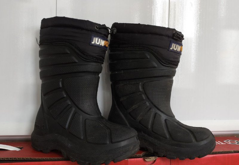 Резиновые сапоги 32 размер с тёплым вкладышем