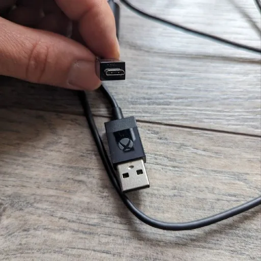 Кабель USB - Micro USB