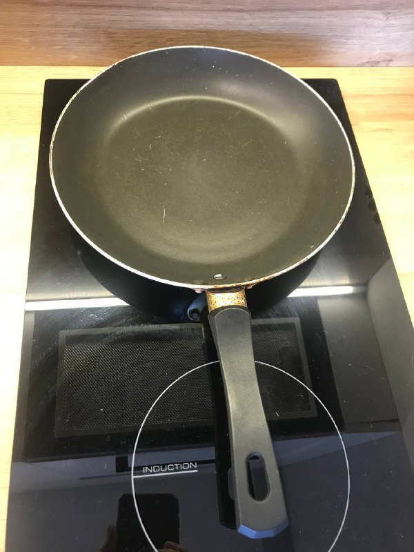 Большая сковородка, маленькая сковородка, большой дуршлаг 3