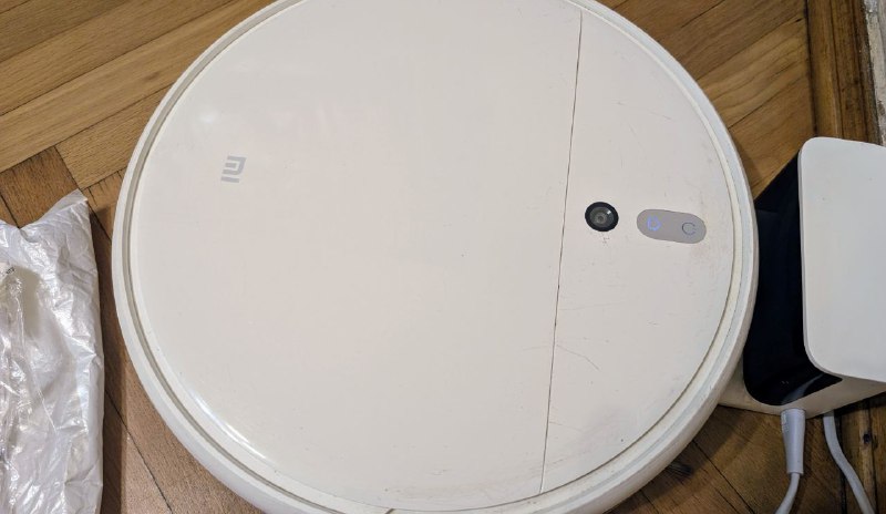 Робот-пылесос Xiaomi с новым аккумулятором и комплектующими 2
