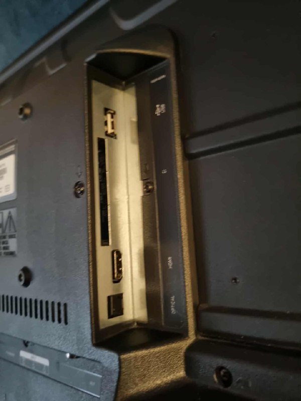 LED телевизор BBK 22 дюйма с цифровым тюнером, пульт 3