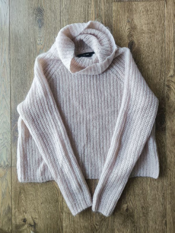 Свитер нежно розовый Hallhuber XS мохер