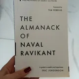 Книга, мицеллярная вода, утюжок-плойка 1