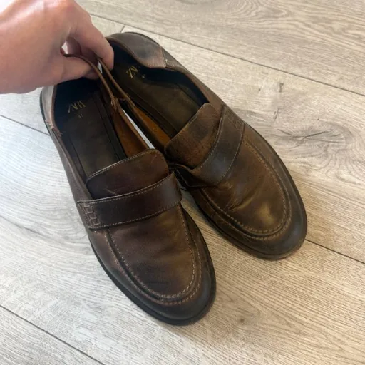 Кожаные лоферы Zara