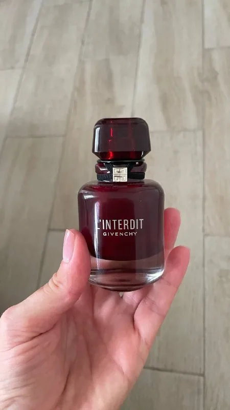 L'Interdit Givenchy 1
