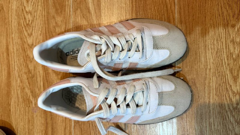 Женские кроссовки Adidas Samba