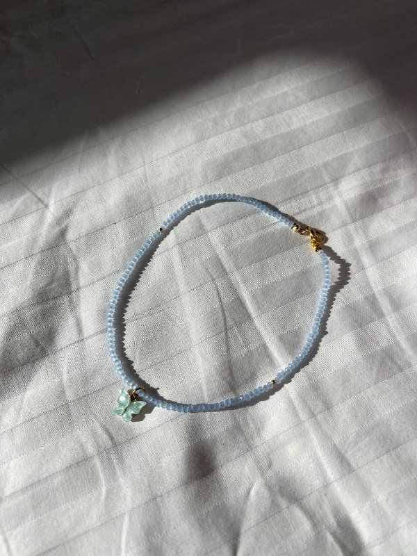 Чокер ручной работы с бабочкой