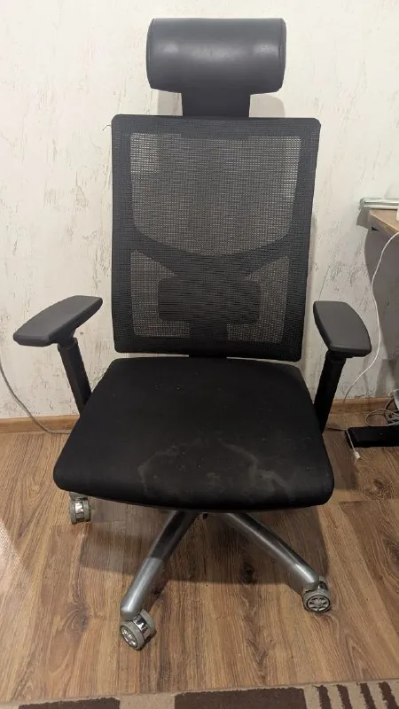 Компьютерный стул