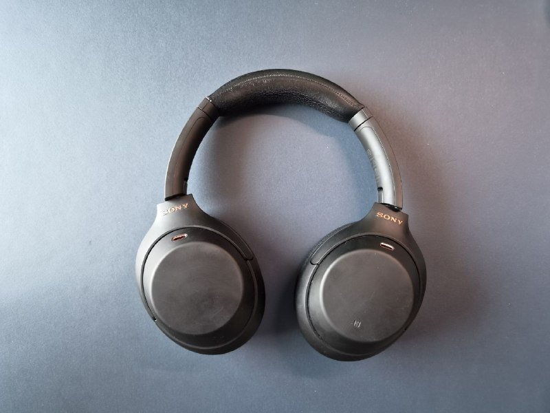 Sony WH-1000XM4, Bose QuietComfort Ultra Headphones 1st Gen 3