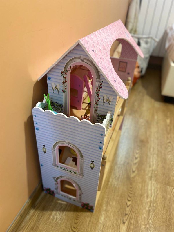 Кукольный домик с мебелью 2