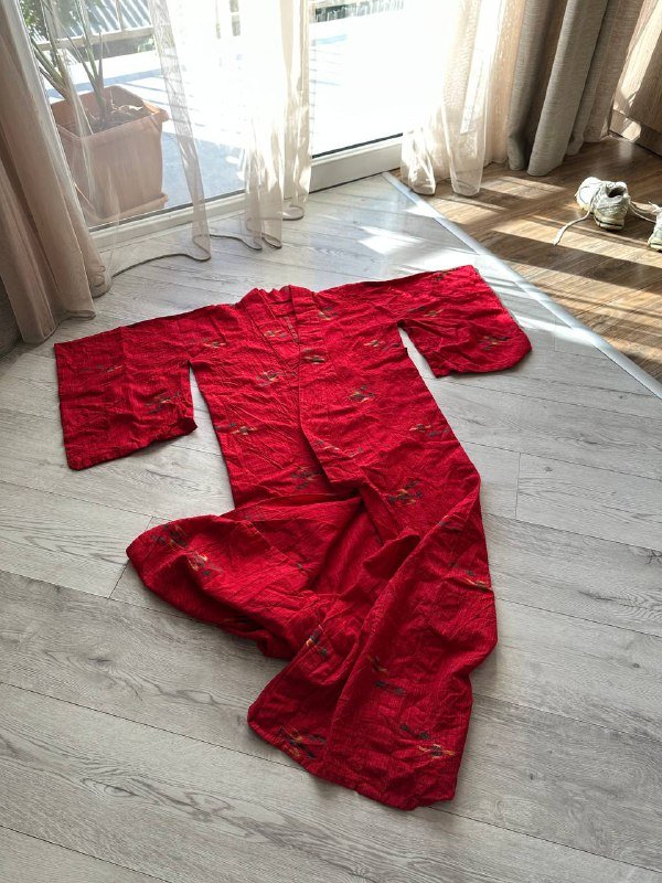 красное кимоно женское