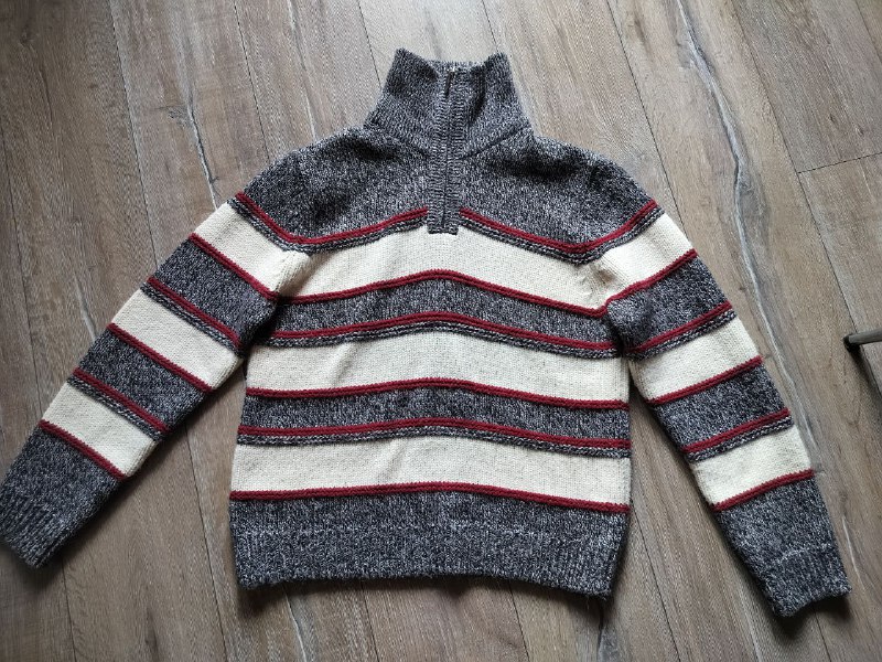 Мужской теплый свитер L/XL