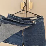 Юбка с запахом, футболка UNIQLO, прозрачный кардиган 2
