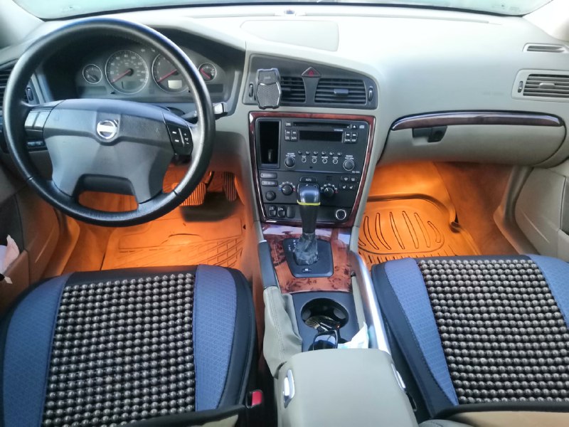 Volvo XC70 2006 midSUV 4