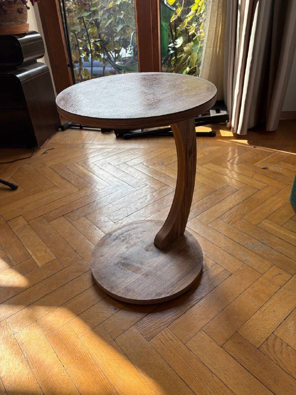 Разборный столик на колонне сиках диаметр 37см