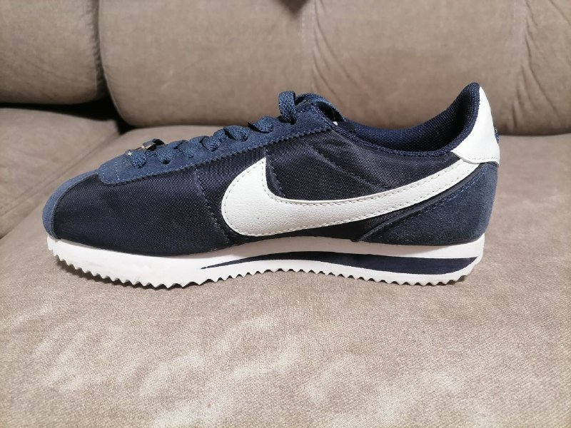 Кроссовки женские размер 38 новые 2