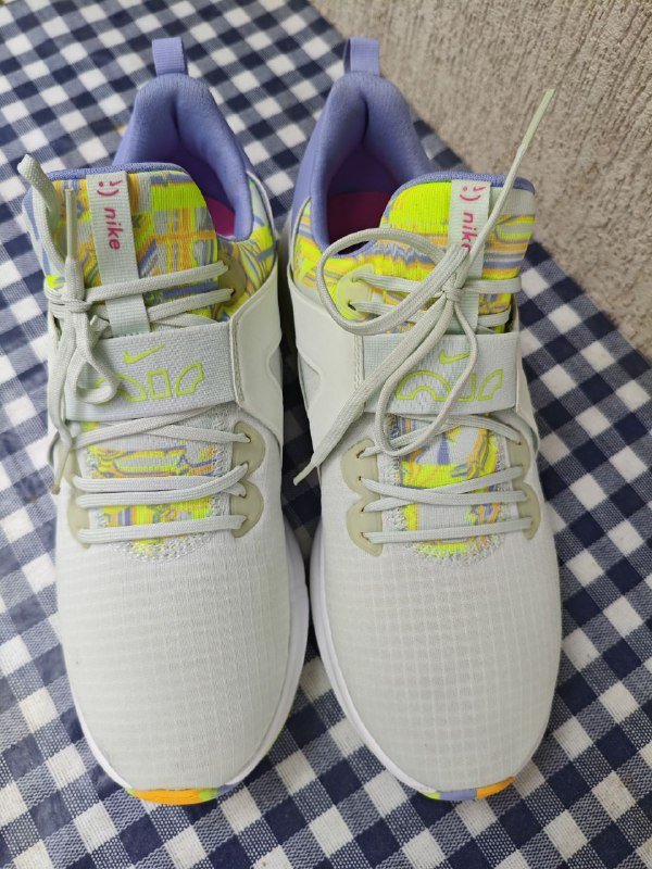 Кроссовки Nike Air Max Bella TR 5 'Barely Green Light Thistle' 6