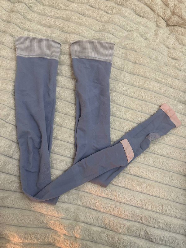 Платье в цветочек абрикосовое 10