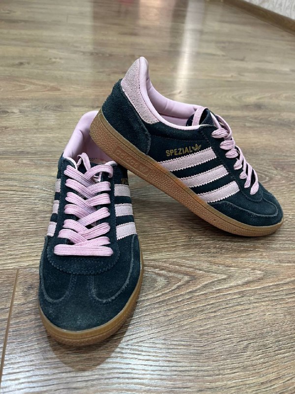 Обувь SPEZIAL, розовый топ, белый топ, ремни 1