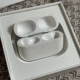 Чехол AirPods Pro, зарядный шнур 2