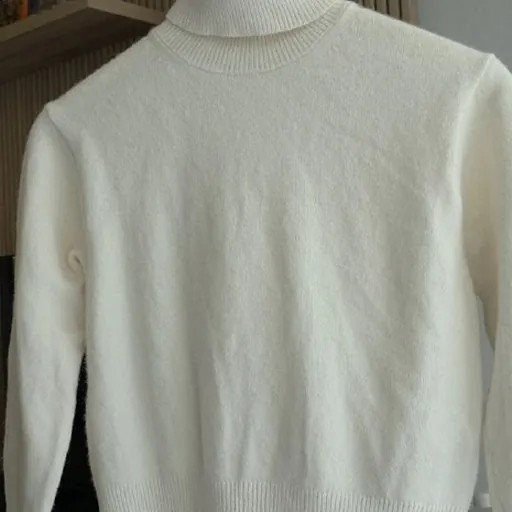 Шерстяная водолазка Uniqlo