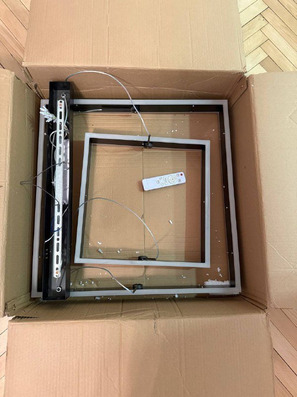 Декоративная люстра с пультом управления светом 2