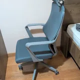 Компьютерный стол 8