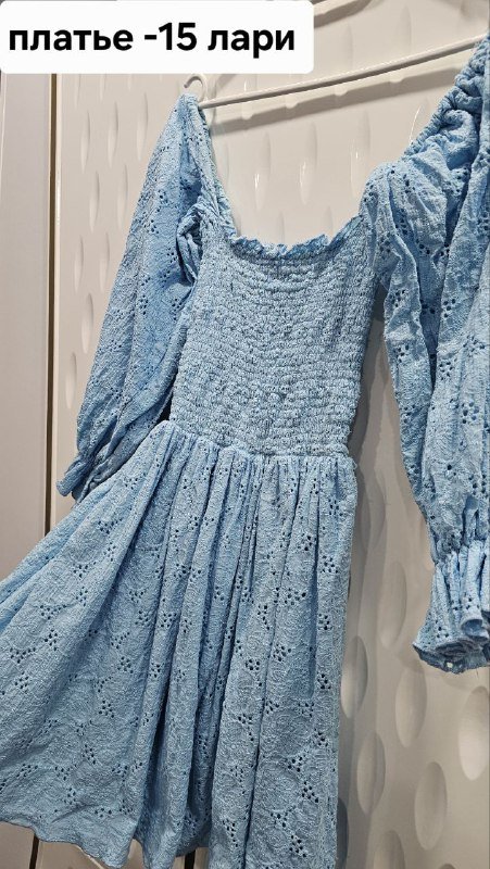 Листы для унитаза, овощечистка, серьги, открывашка, щётка-расческа, очки, беспроводная зарядка, сумки, платье, тушь, кисть, набор кистей и спонжей 8