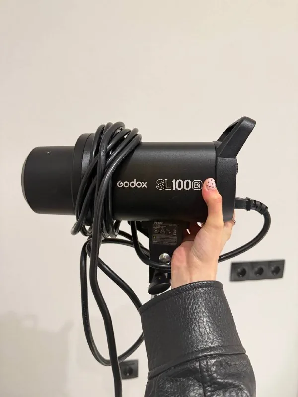 Godox SL100Bi свет, стойка, софтбокс, соты, рефлектор