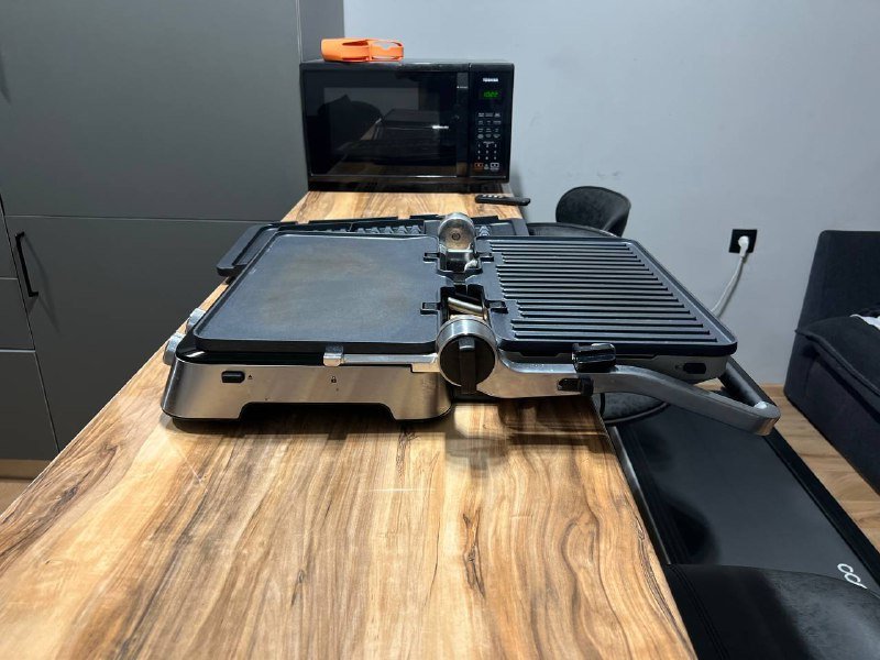 Электрогриль Braun CG9043 с тремя сменными панелями 4