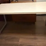 Офисный стул, офисный стол 1