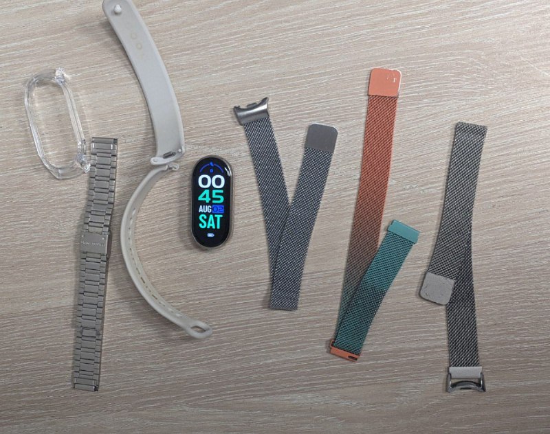 Xiaomi mi band 8 серебристый, 3 ремешка 2