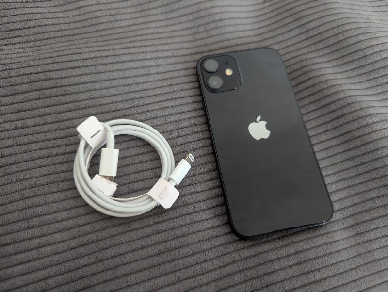 iPhone 12 mini 2
