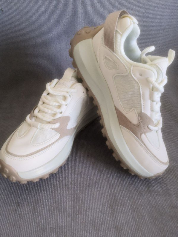 Женские кроссовки белые серые бежевые 38 размер