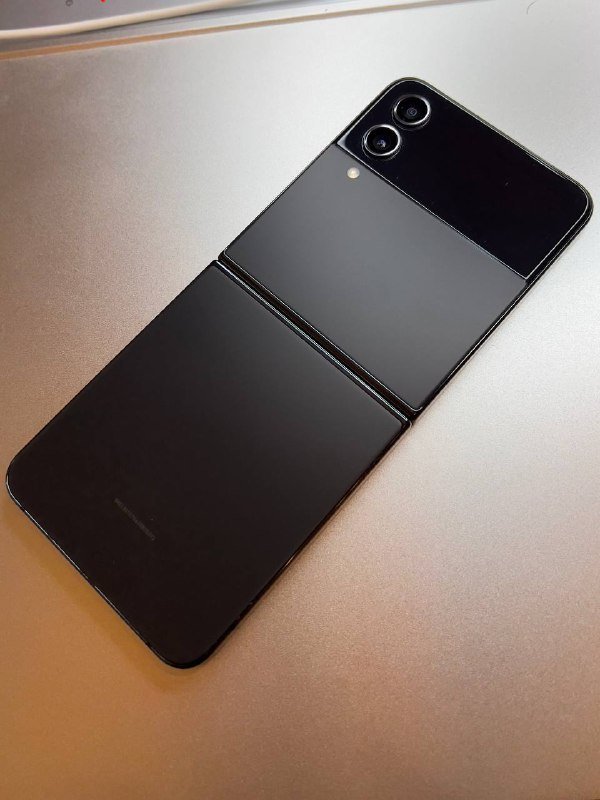 Samsung Flip 4 128GB 2