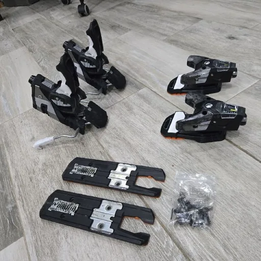 Горнолыжные крепления Atomic/Salomon, Look