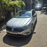 Volkswagen R-Line 2020 2