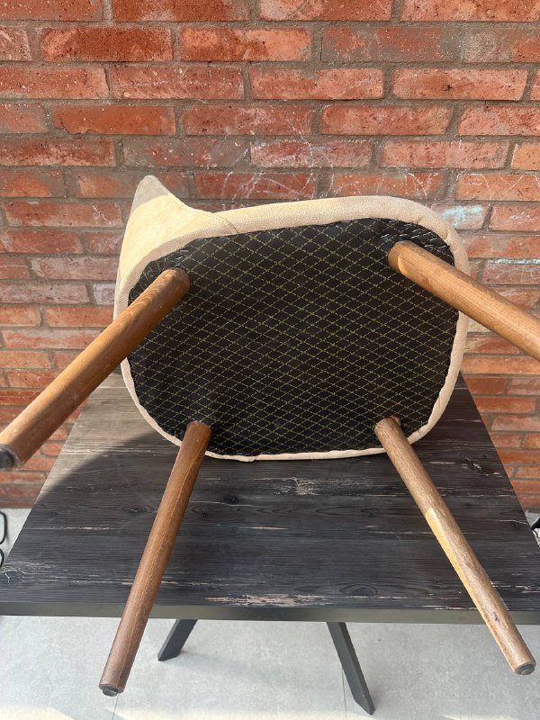 Стулья бежевые, желтые, оранжевые 5