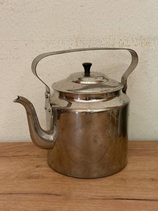 Соковыжималки, зарядка с аккумуляторами, графин, чайники, доска, подсвечники, лоток для кошки, емкости стеклянные, штампы 6