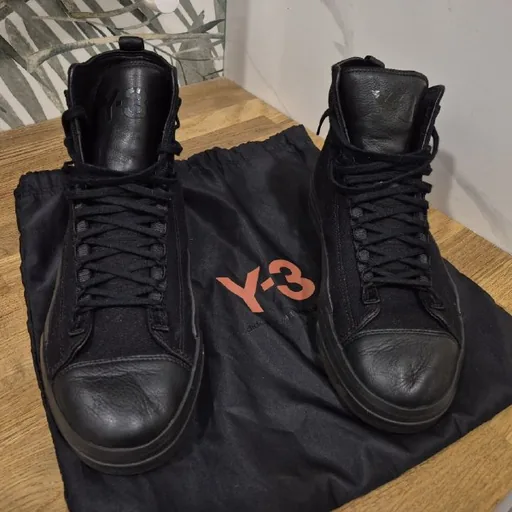 Кеды Y3 Yohji Yamamoto, ботинки Diesel, косуха Gipsy