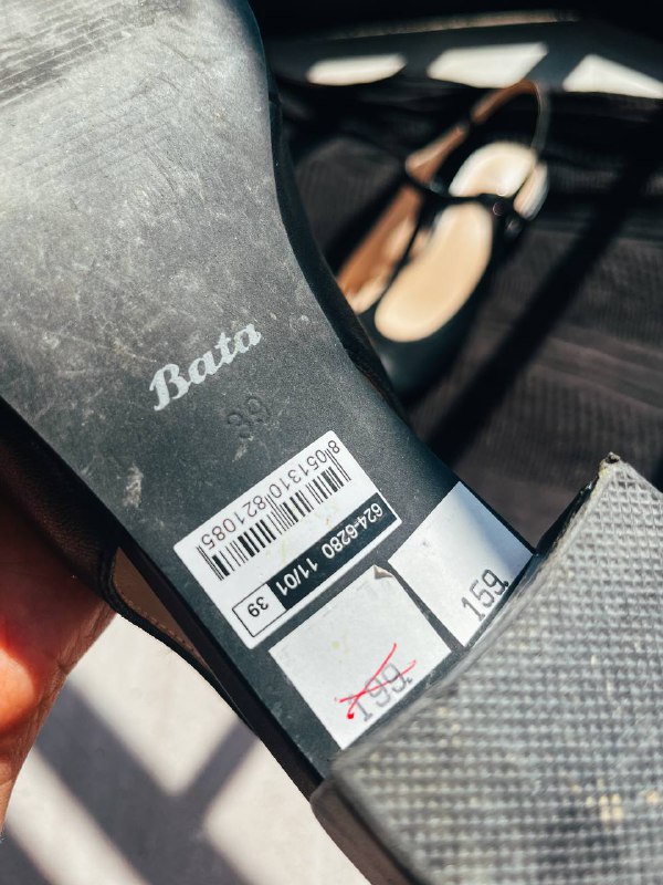 Женские кожаные туфли 39 размер 4