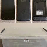 Газовые баллоны, набор инструментов, зарядка Dell, телефон Philips, контейнер, PocketBook 2