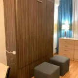 Откидная кровать Murphy Bed с матрасом и пуфами 1