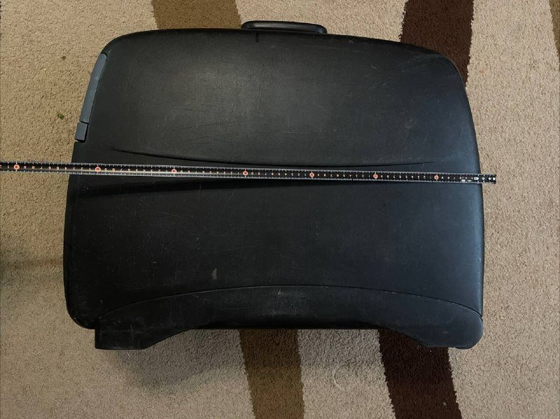 пластиковый чемодан Roncato