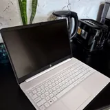 HP Laptop 15 1